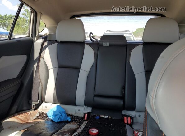 JF2GTHMC1M8669198 2021 SUBARU CROSSTREK White Հետևի նստատեղերի տեսք
