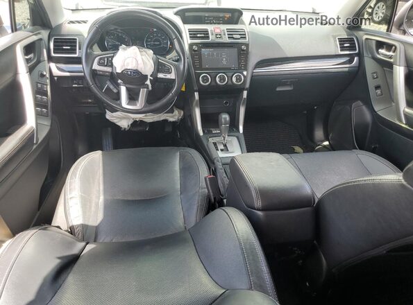 JF2SJAJC1JH577435 2018 SUBARU FORESTER 2.5 Silver Vista del salpicadero