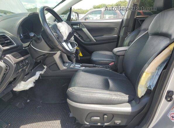 JF2SJAJC1JH577435 2018 SUBARU FORESTER 2.5 Silver Vista interior delantera