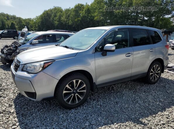 JF2SJGECXJH411587 2018 SUBARU FORESTER2. Gray Front left