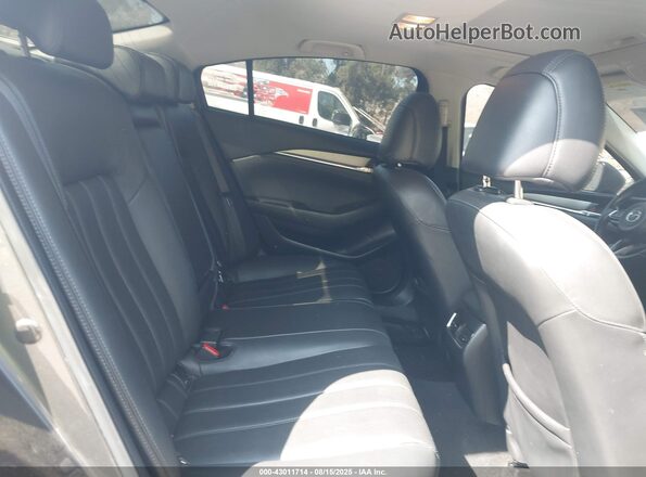 JM1GL1VM7J1306034 2018 MAZDA 6 Gray VIN კოდის სტიკერის ხედი
