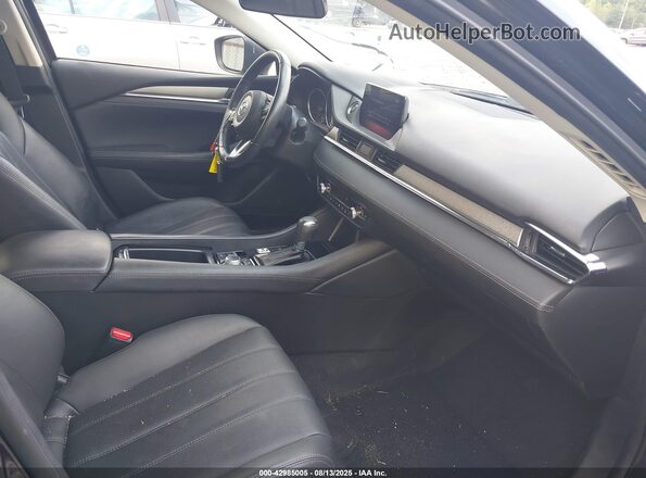 JM1GL1VM7J1323061 2018 MAZDA 6 Black Widok wnętrza z przodu