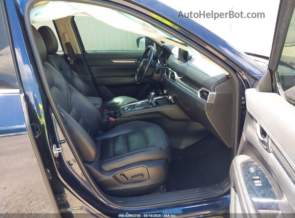 JM3KFADM4J1326977 2018 MAZDA CX-5 Blue Вид салону спереду