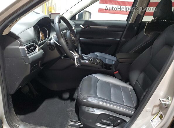 JM3KFBCLXS0567349 2025 MAZDA CX-5 Серебряный Вид салона спереди