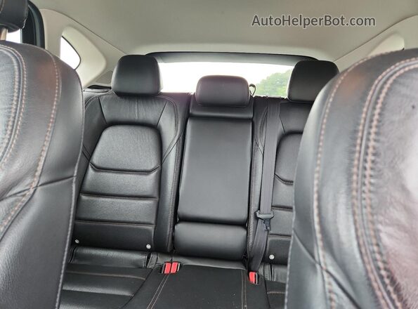JM3KFBDM7J0303706 2018 MAZDA CX-5 Black უკანა სავარძლების ხედი