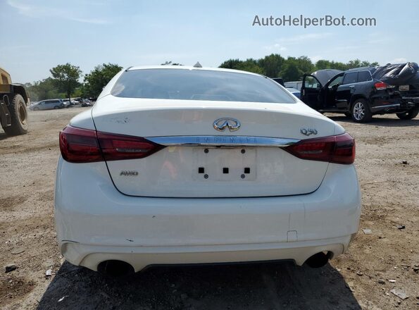 JN1EV7AR4JM443097 2018 INFINITI Q50 Белый Вид сзади