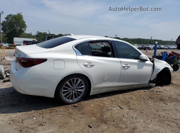 JN1EV7AR4JM443097 2018 INFINITI Q50 Белый Задняя правая четверть
