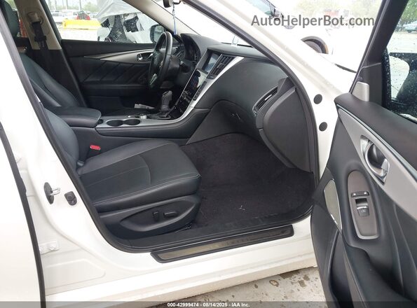 JN1EV7BP6MM701833 2021 INFINITI Q50 Белый Вид салона спереди