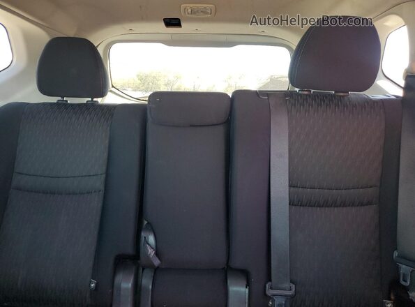 JN8AT2MT7JW492492 2018 NISSAN ROGUE Black Widok tylnych siedzeń