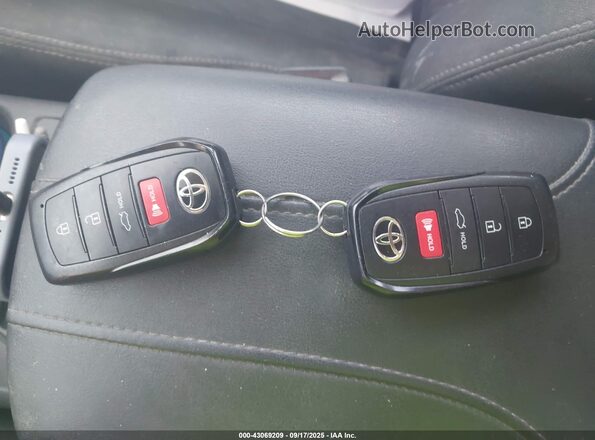JTDBCMFE1R3043509 2024 TOYOTA LL Black Vista del salpicadero