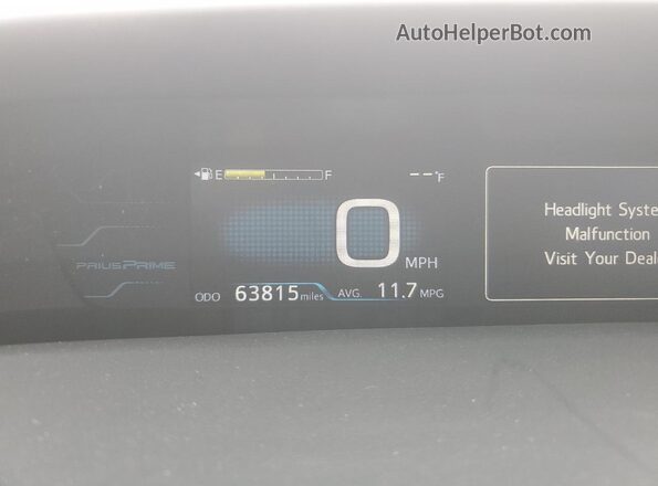 JTDKARFP3J3076830 2018 TOYOTA PRIUS White Вид щитка приладів
