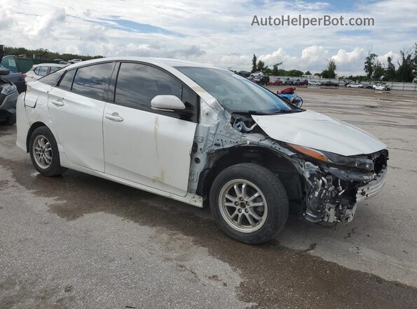 JTDKARFP3J3076830 2018 TOYOTA PRIUS White Передня права чверть