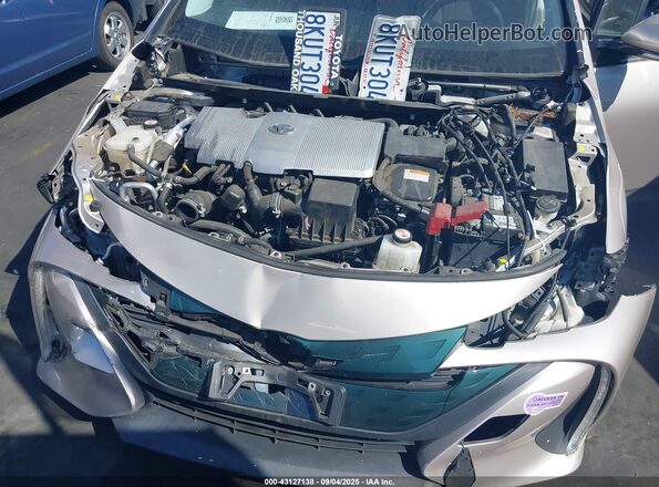 JTDKARFP9K3116183 2019 TOYOTA PRIUS PRIME Silver Front view