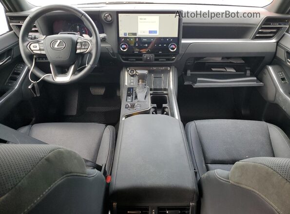 JTJTBCDX8R5004245 2024 LEXUS GX Gray Vista del salpicadero