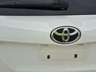 2018 Toyota Rav4 Le vin: JTMBFREV2JJ183462