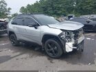 2020 Toyota Rav4 Hybrid Xse Silver vin: JTMEWRFV2LJ032751