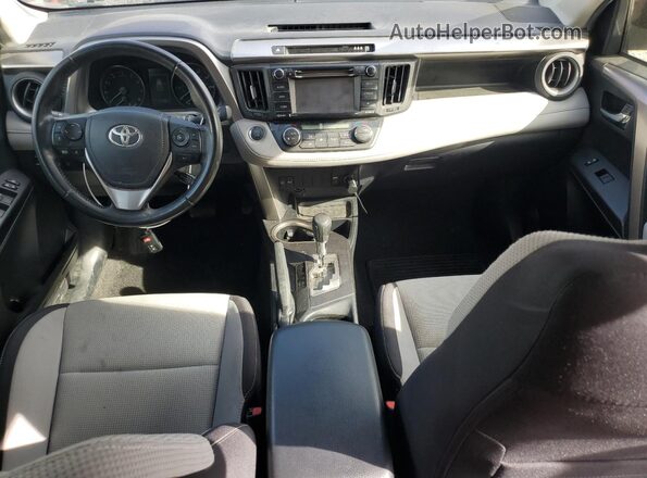 JTMRFREVXJD236373 2018 TOYOTA RAV4 Red Вид панелі приладів