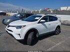 2018 Toyota Rav4 Xle Белый vin: JTMWFREV0JJ165494