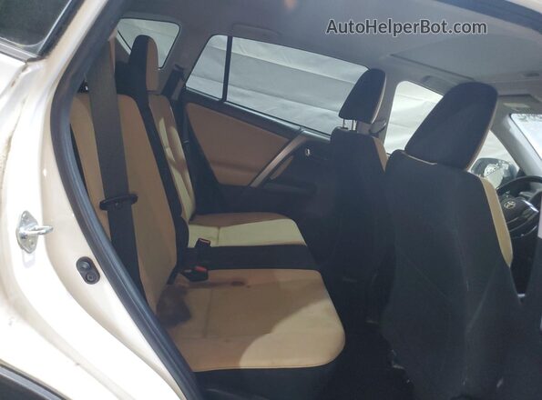 JTMWFREV2JD124461 2018 TOYOTA RAV4 White Widok wnętrza z tyłu