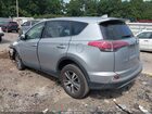 2018 Toyota Rav4 Xle Silver vin: JTMWFREV8JJ188134