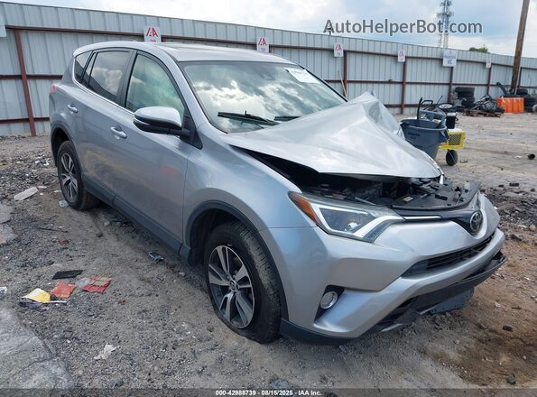 JTMWFREV8JJ188134 2018 TOYOTA LE Silver Передня права чверть