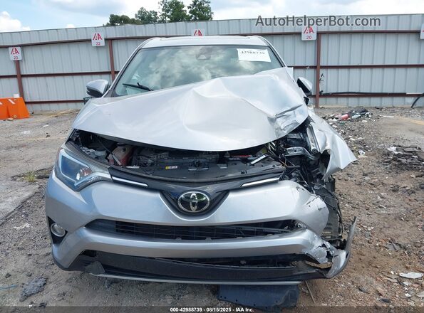 JTMWFREV8JJ188134 2018 TOYOTA LE Silver Вид щитка приладів