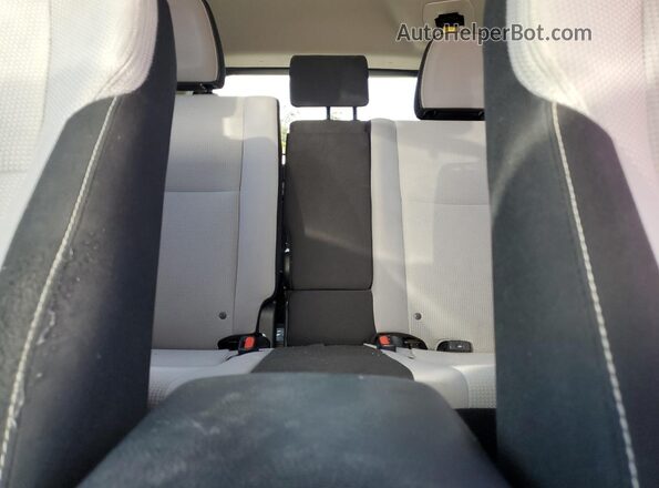 JTMWFREV9JD121881 2018 TOYOTA RAV4 Silver Rear seats view