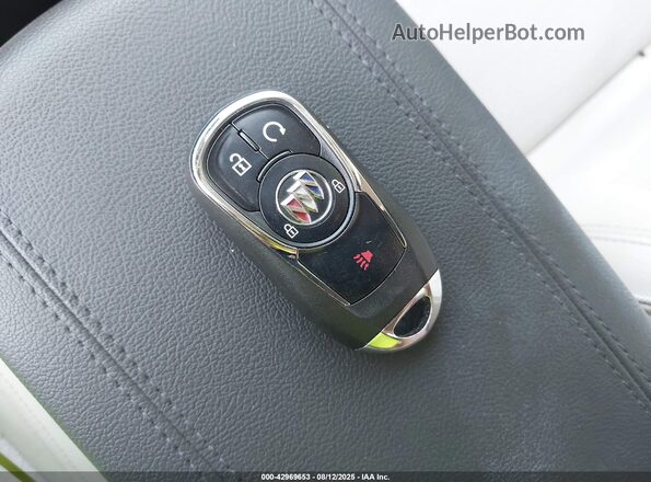 KL4MMBS27PB130883 2023 BUICK ENCORE Orange Vista del salpicadero