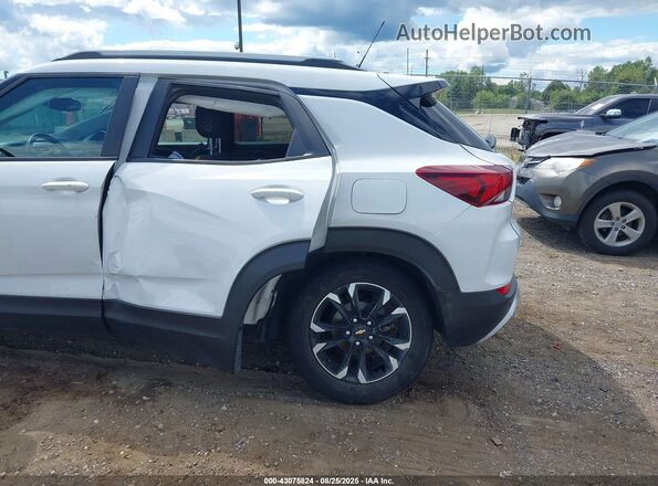 KL79MPSL6MB023396 2021 CHEVROLET TRAILBLAZER White Widok z przodu