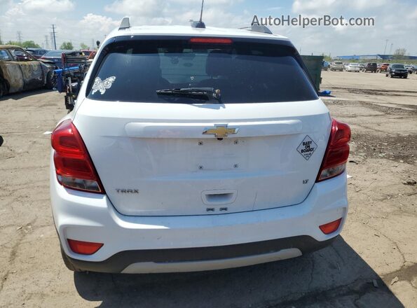 KL7CJLSB2JB626985 2018 CHEVROLET TRAX White უკანა ხედი