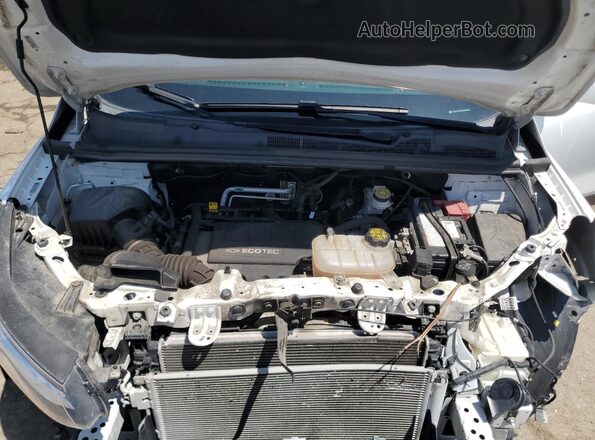 KL7CJLSB2JB626985 2018 CHEVROLET TRAX White ძრავის განყოფილების ხედი