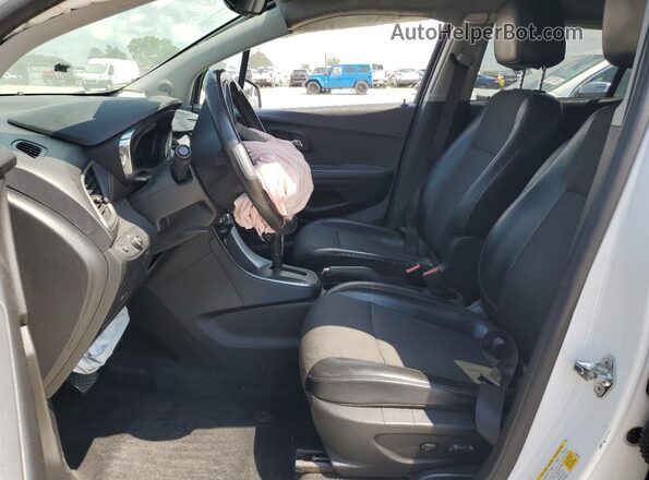 KL7CJPSB4JB712595 2018 CHEVROLET TRAX White წინა სალონის ხედი
