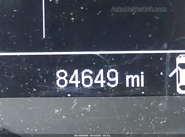 KL7CJPSB9JB660543 2018 CHEVROLET TRAX Белый 