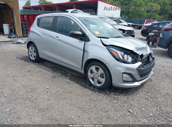 KL8CB6SA0MC219845 2021 CHEVROLET SPARK Silver Delantero derecho