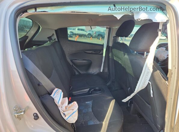 KL8CC6SA7JC470483 2018 CHEVROLET SPARK White უკანა სავარძლების ხედი