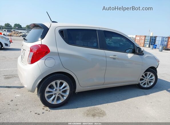 KL8CD6SA7MC741642 2021 CHEVROLET SPARK Кремовый Вид задней части салона