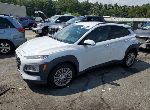 KM8K2CAA9JU071229 2018 HYUNDAI KONA White Առջևի ձախ երեք քառորդ տեսարան
