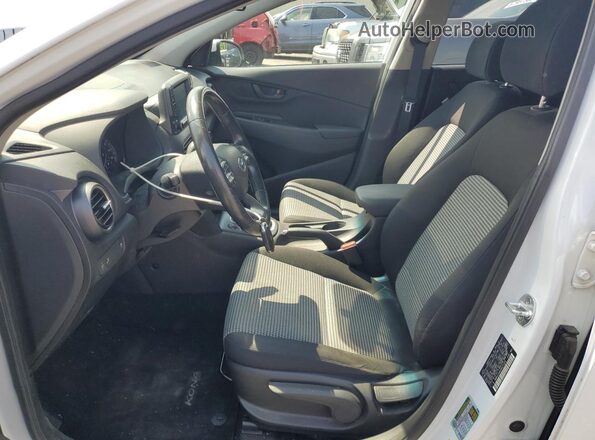 KM8K2CAA9JU071229 2018 HYUNDAI KONA White Սալոնի դիմացի տեսք