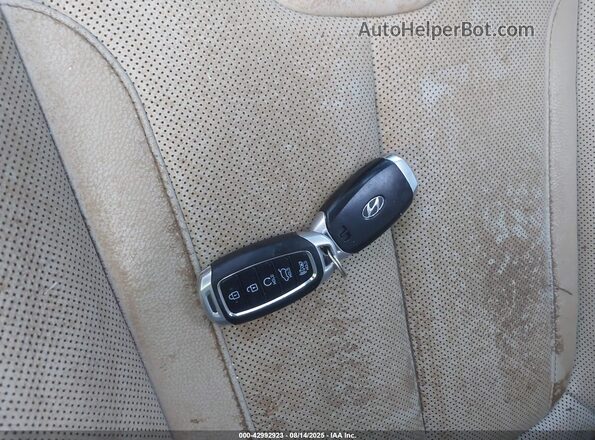 KM8R44HE2MU185598 2021 HYUNDAI PALISADE Gray Vista del salpicadero