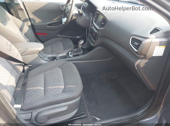 KMHC65LD1KU105838 2019 HYUNDAI IONIQ PLUG-IN HYBRID Серый Вид салона спереди