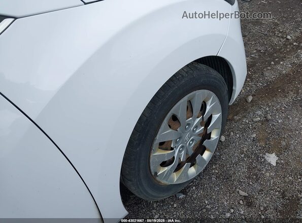 KMHD35LH1GU284616 2016 HYUNDAI ELANTRA GT Белый Вид щитка приборов