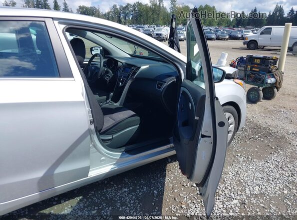 KMHD35LH1GU304573 2016 HYUNDAI ELANTRA GT Silver Vista interior delantera