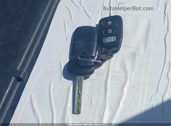 KMHD35LH1GU304573 2016 HYUNDAI ELANTRA GT Silver Vista del salpicadero
