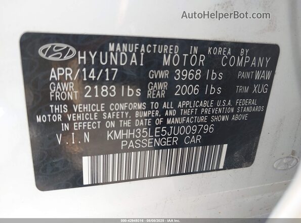 KMHH35LE5JU009796 2018 HYUNDAI ELANTRA GT Белый Вид подкапотного пространства