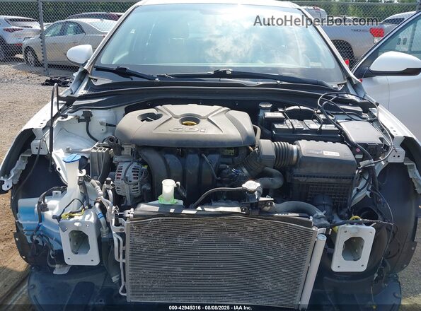 KMHH35LE5JU009796 2018 HYUNDAI ELANTRA GT Белый Вид сзади