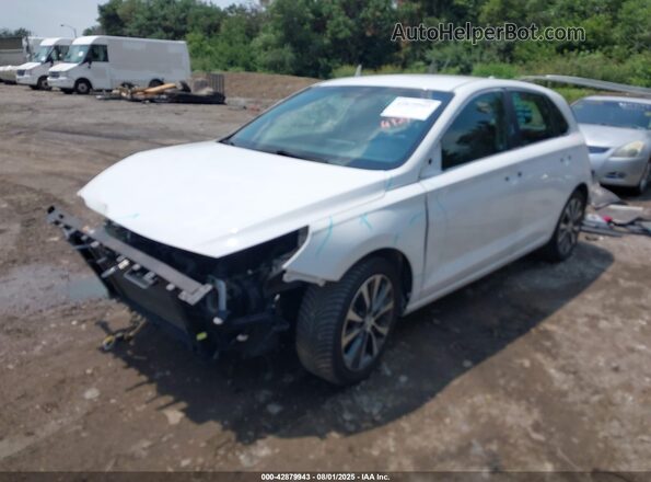 KMHH35LE5KU096729 2019 HYUNDAI ELANTRA GT White Передня ліва чверть