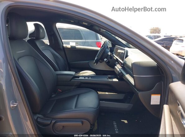 KMHM34AA9PA033358 2023 HYUNDAI IONIQ 6 Gray წინა სალონის ხედი