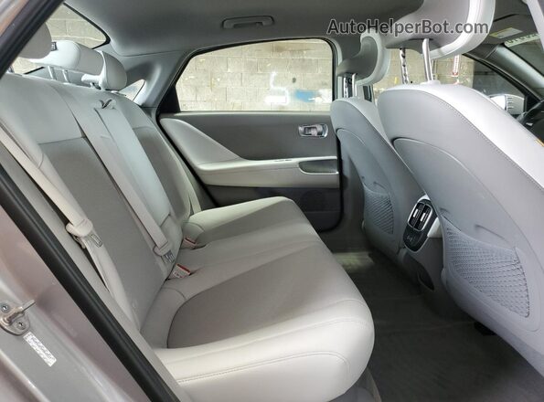 KMHM34AC5PA045637 2023 HYUNDAI IONIQ Серебряный Вид задних сидений
