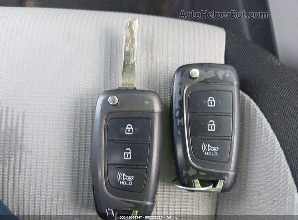KMHRC8A35LU033512 2020 HYUNDAI VENUE Серый Вид панели приборов