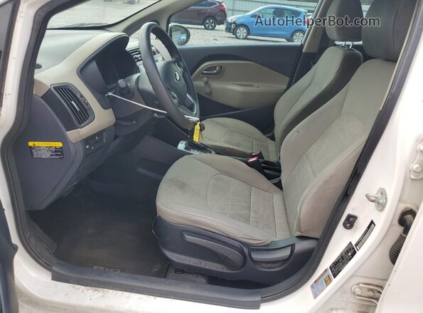 KNADM4A32H6115758 2017 KIA RIO White Սալոնի դիմացի տեսք